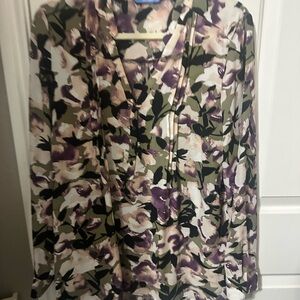 Simply Vera Vera Wang Purple and Green Floral Blouse